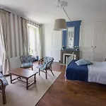 Domaine Des Lilas 3* Saint-Germain-Lembron