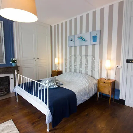 Domaine Des Lilas Bed & Breakfast 3*