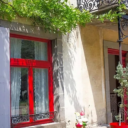 Domaine Des Lilas 3*