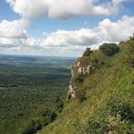 Domaine Des Lilas 3* Saint-Germain-Lembron