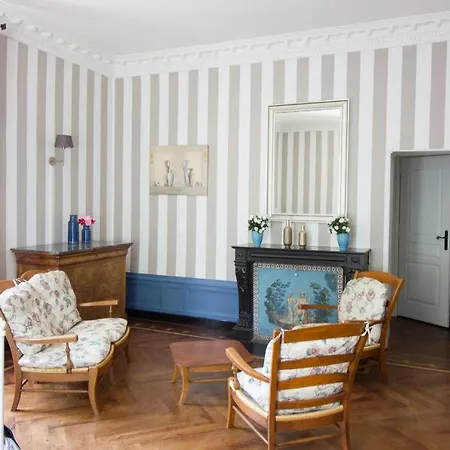 Domaine Des Lilas 3*