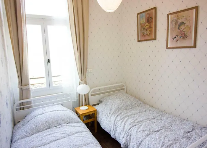 Domaine Des Lilas Bed & Breakfast