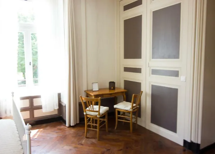 Domaine Des Lilas Bed & Breakfast 3*